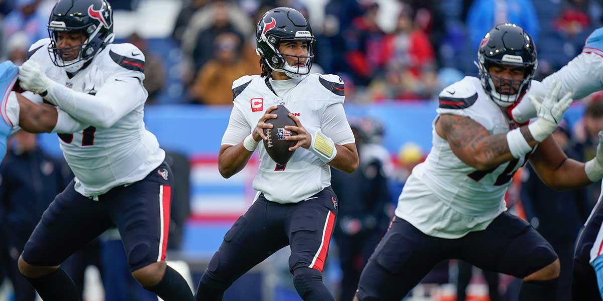 Houston Texans quarterback C.J. Stroud (7) looks down field during the first quarter against the Tennessee Titans at Nissan Stadium in Nashville, Tenn., Sunday, Jan. 5, 2025.