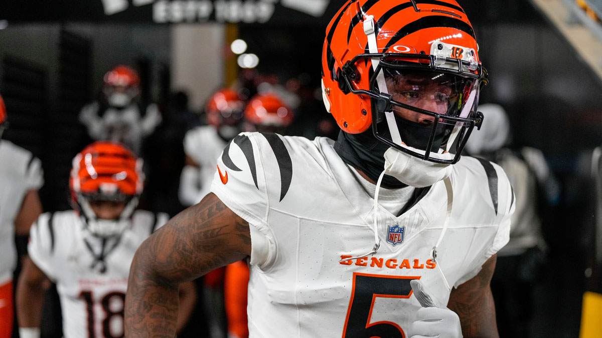 Cincinnati Bengals wide receiver Tee Higgins (5) takes the field for the first quarter of the NFL Week 18 game between the Pittsburgh Steelers and the Cincinnati Bengals at Acrisure Stadium in Pittsburgh on Saturday, Jan. 4, 2025.