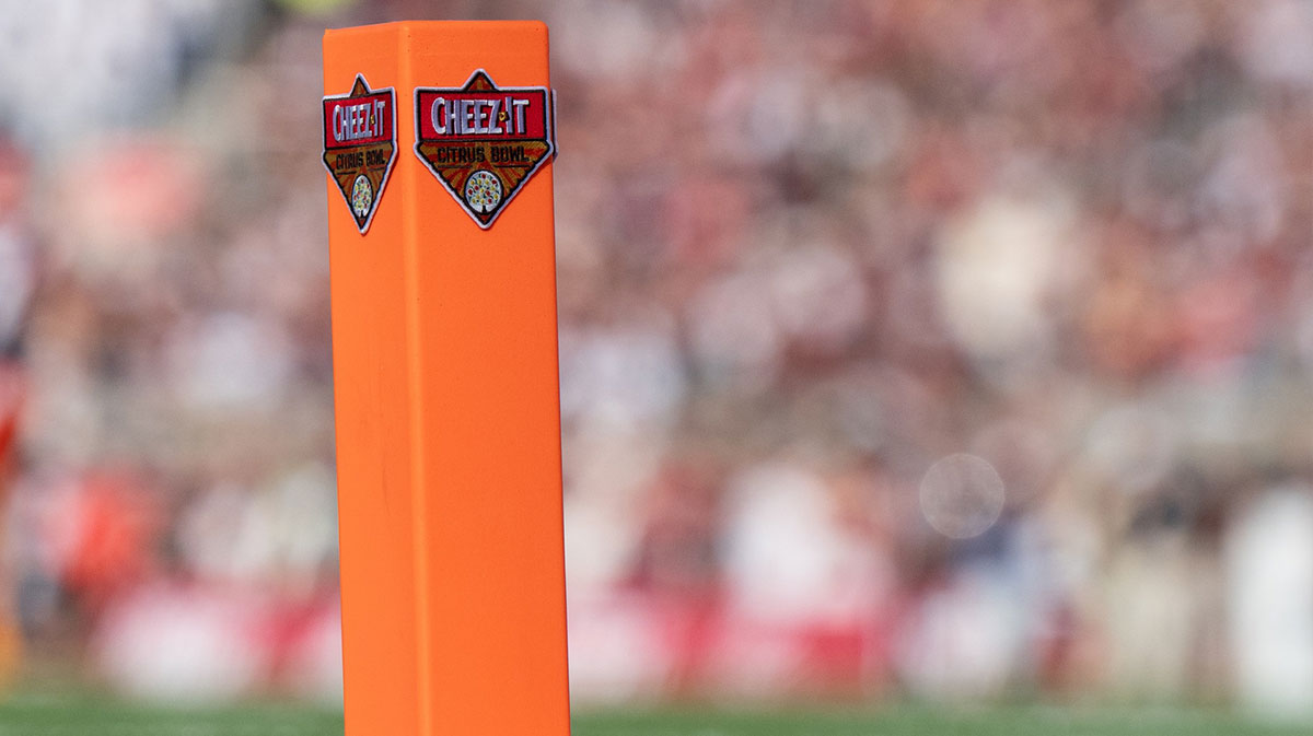 End zone pylon during the first quarter of the Illinois Fighting Illini against the South Carolina Gamecocks in the first quarter at Camping World Stadium.