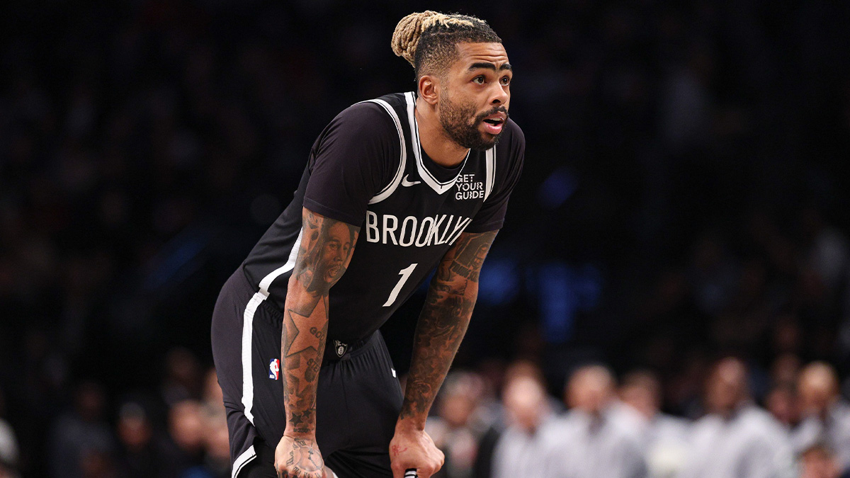 4. January 2025. years; Brooklyn, New York, USA; Brooklyn Nets Guard D'Angelo Russell (1) looks at the first half against Filadelphia 76ers in the center of Barclays. Mandatory Credit: Vincent Carchietta-Immsn Pictures