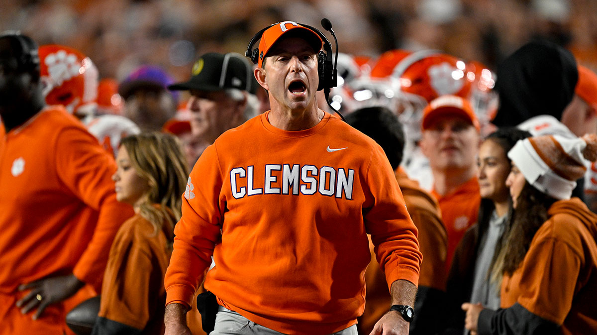 Clemson Tigers head coach Dabo Swinney during the game between the Texas Longhorns and the Clemson Tigers in the CFP National Playoff First Round at Darrell K Royal-Texas Memorial Stadium.