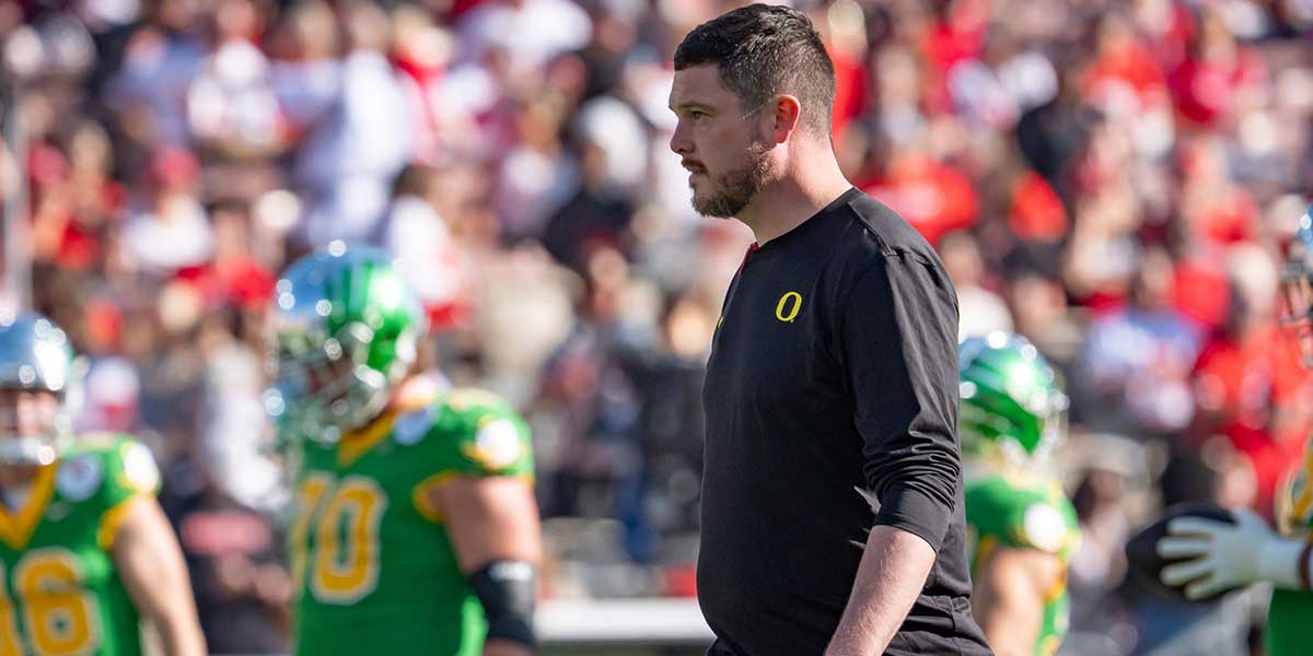 Oregon head coach Dan Lanning walks the field during warmups as the Oregon Ducks face the Ohio State Buckeyes Wednesday, Jan. 1, 2025, in the quarterfinal of the College Football Playoff at the Rose Bowl in Pasadena, Calif.