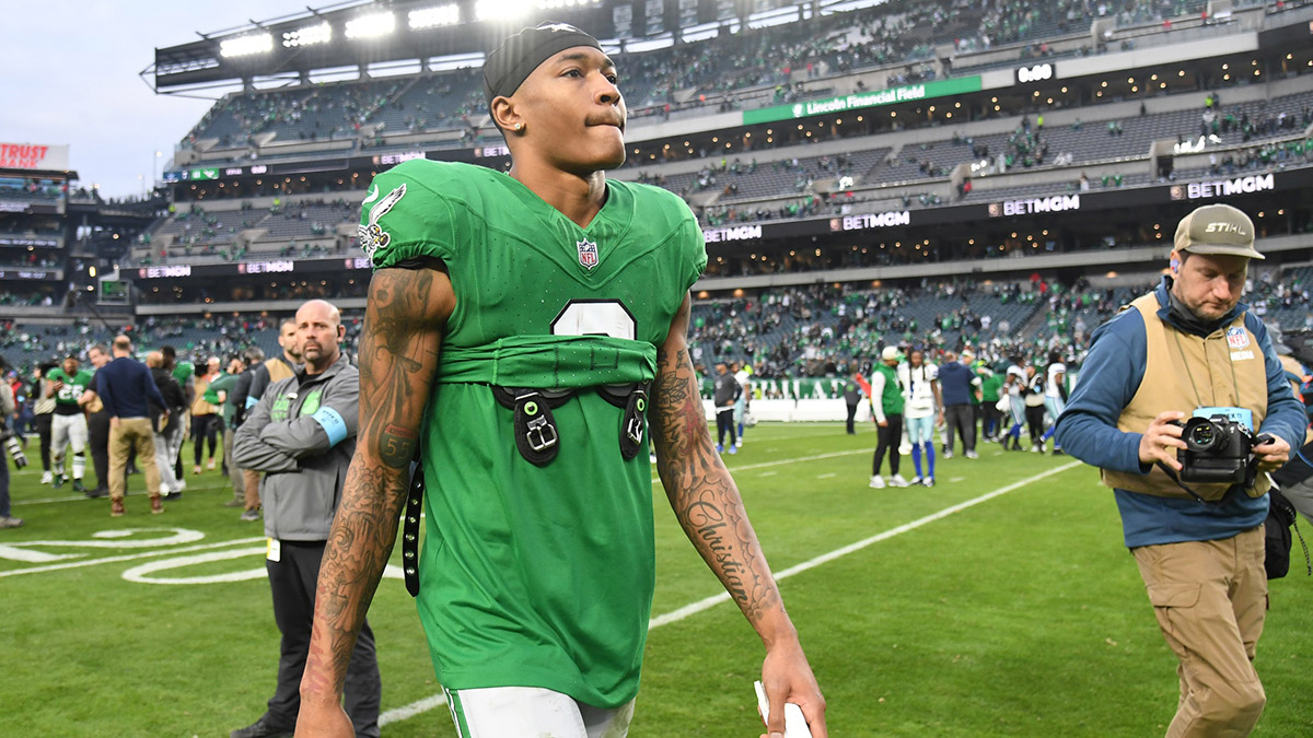 Philadelphia Eagles wide receiver DeVonta Smith (6) against the Dallas Cowboys at Lincoln Financial Field.