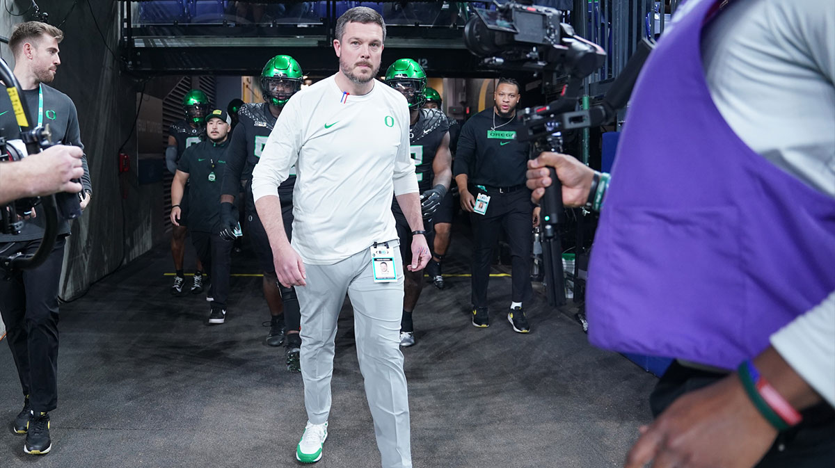 Oregon Coach Dan Lanning