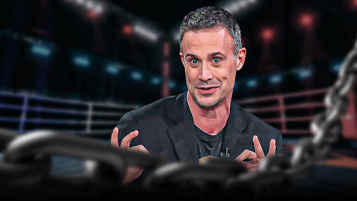 Freddie Prinze Jr. in a wrestling ring.