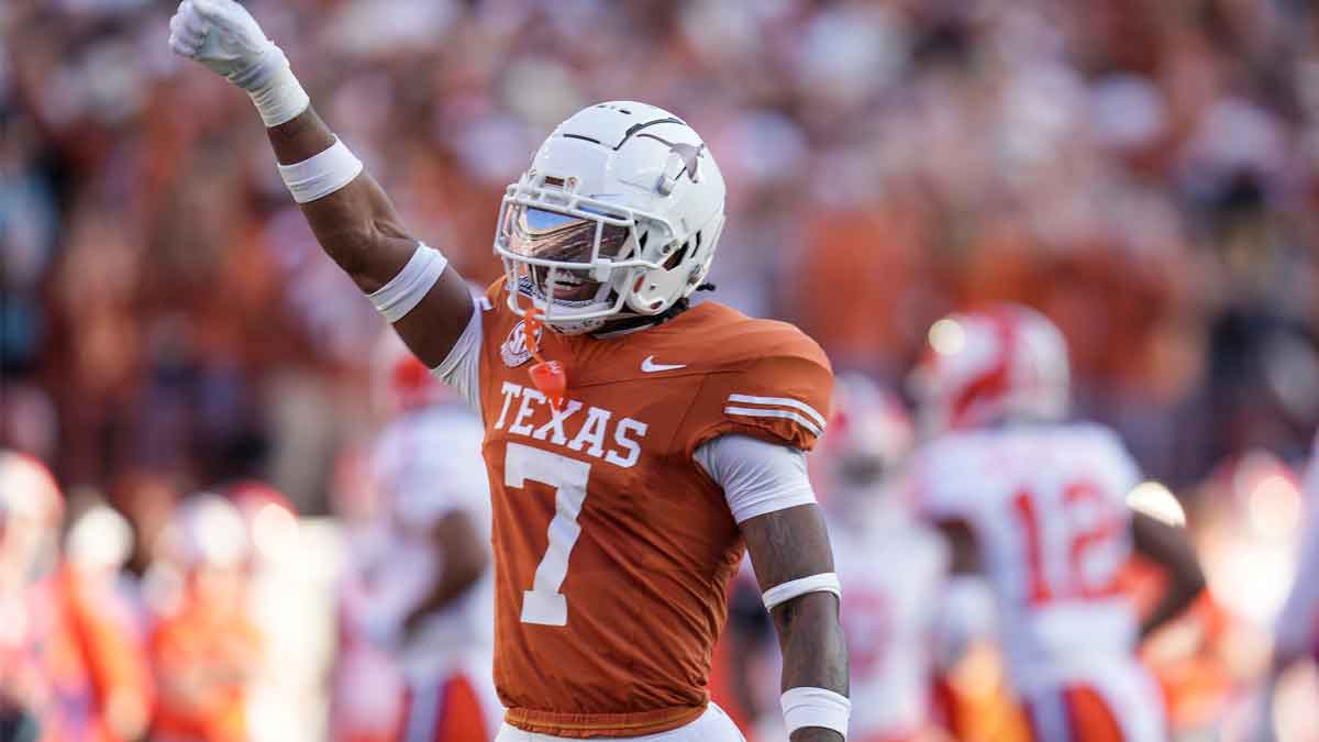 Texas Longhorns defensive back Jahdae Barron (7) celebrates a turnover against the Clemson Tigers in the first half of a college football playoff game at Darrell K Royal-Texas Memorial Stadium. 