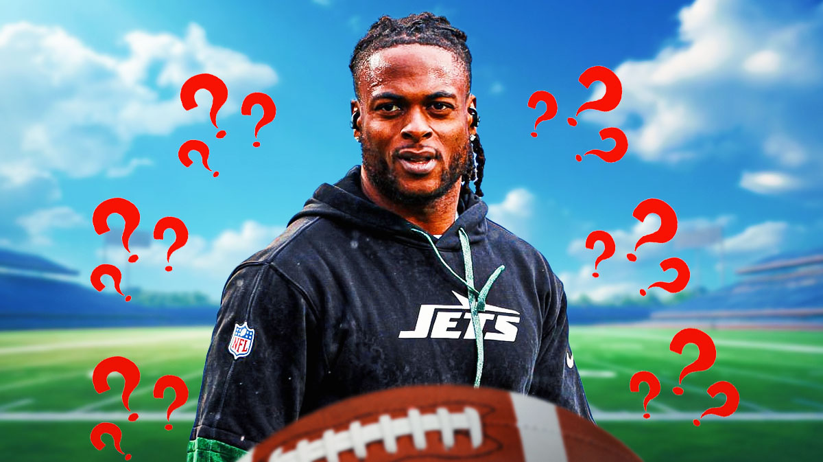 Davante Adams with question marks around the picture.