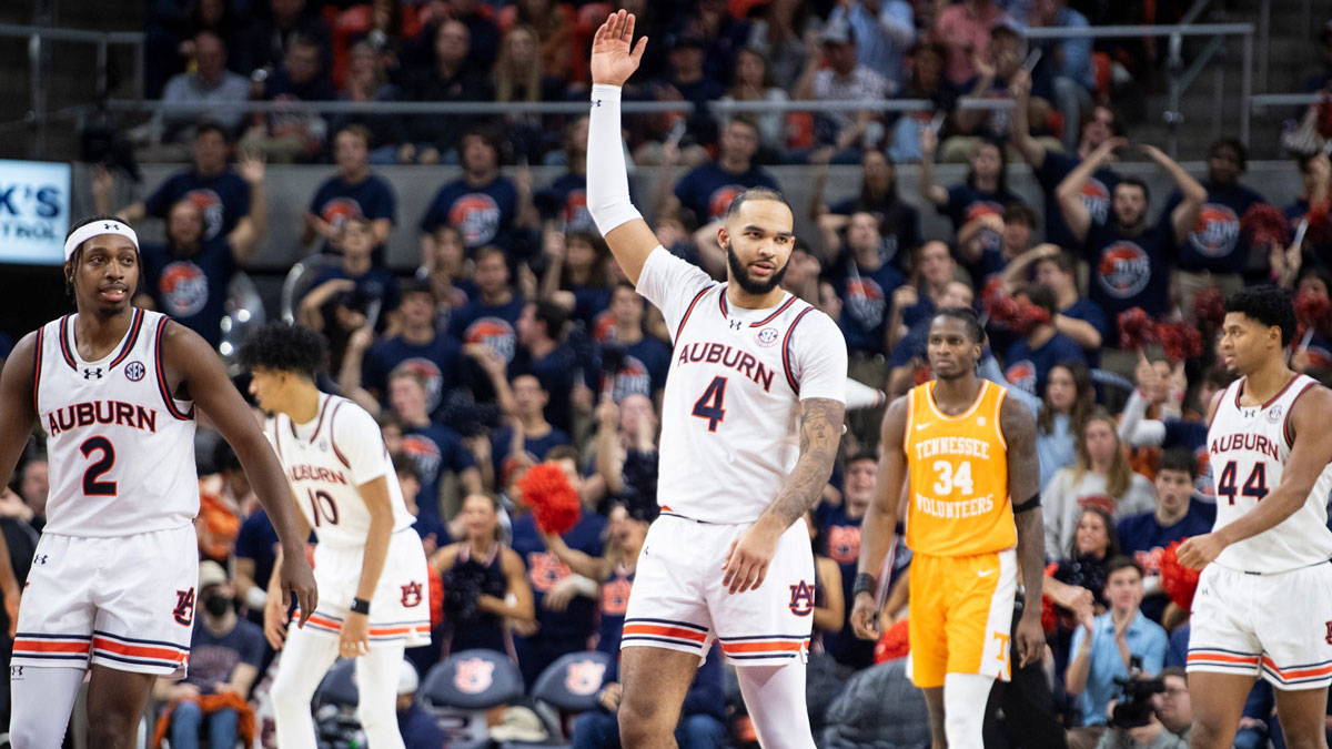 Auburn Tigers forward Johni Broome (4) pumps up the crowd as Auburn Tigers take on Tennessee Volunteers at Neville Arena in Auburn, Ala., on Saturday, Jan. 25, 2025. Auburn Tigers defeated Tennessee Volunteers 53-51.