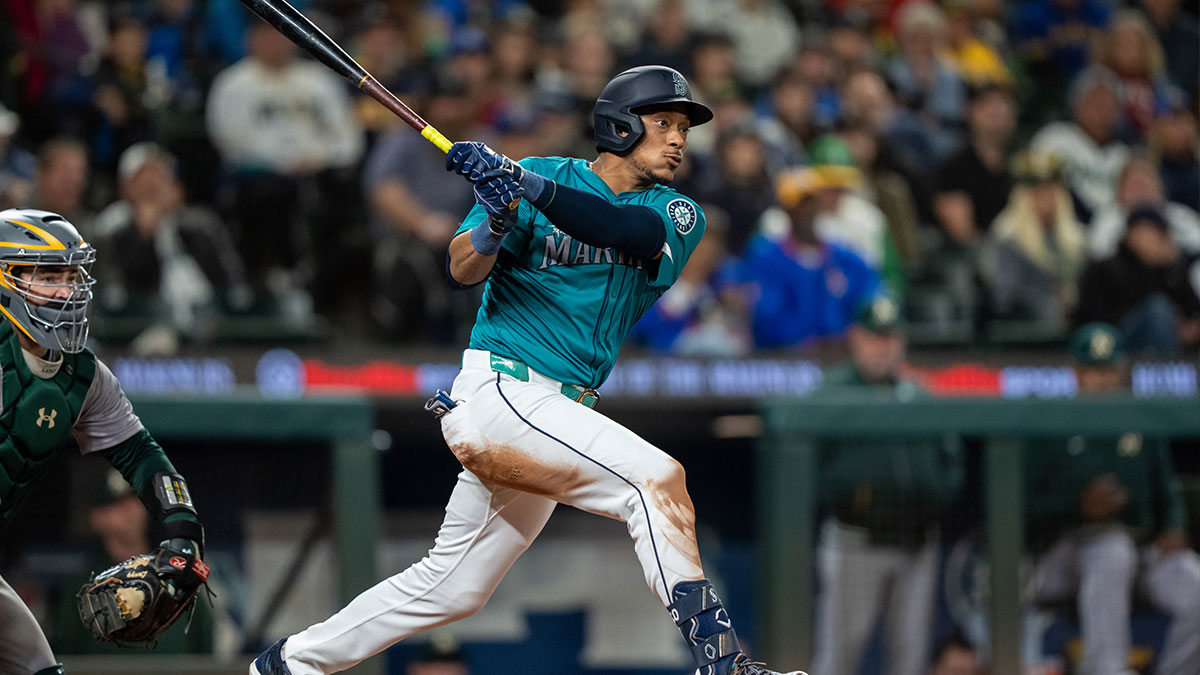 Seattle Mariners second baseman Jorge Polanco (7) takes a swing during an at-bat against the Oakland Athletics at T-Mobile Park. 