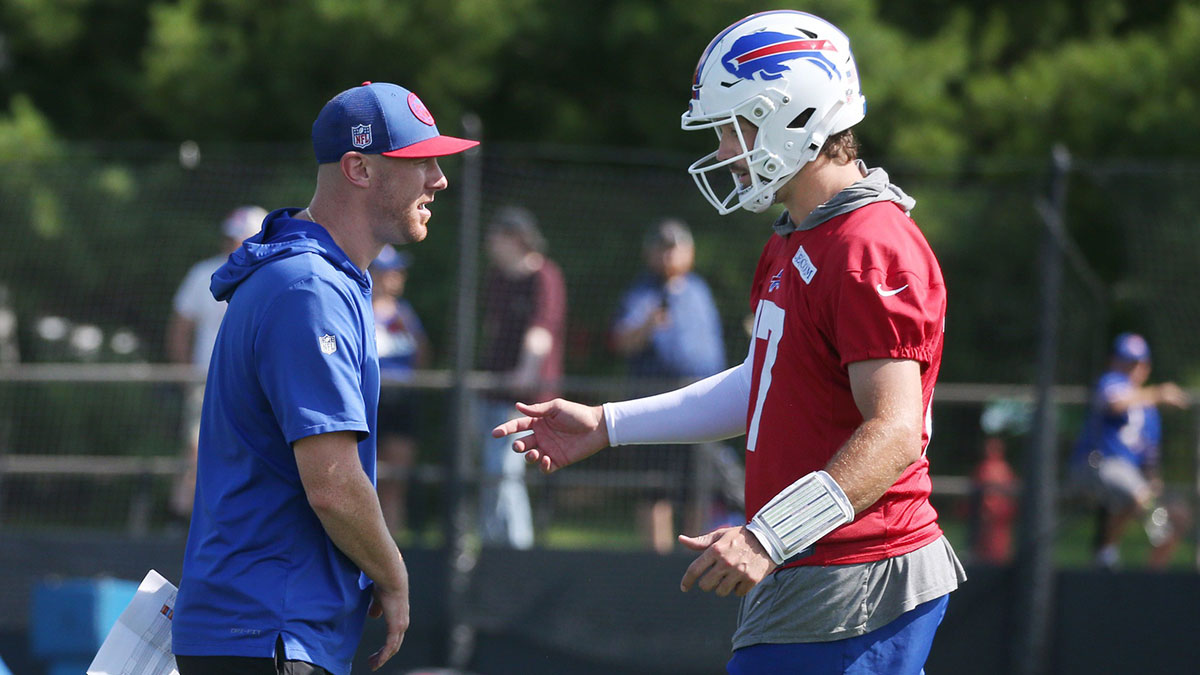 Bills' Josh Allen gets 100% real about Joe Brady amid Saints' pursuit