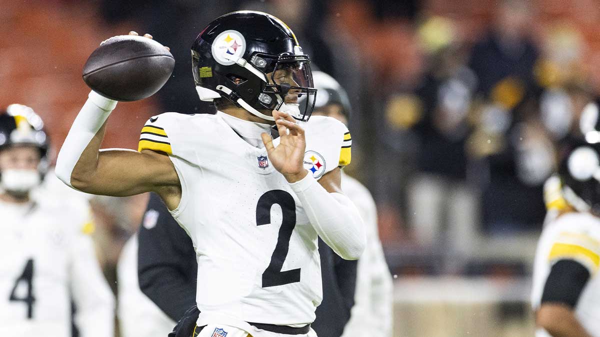 Will Justin Fields see more playoff action for Steelers? Arthur Smith weighs in