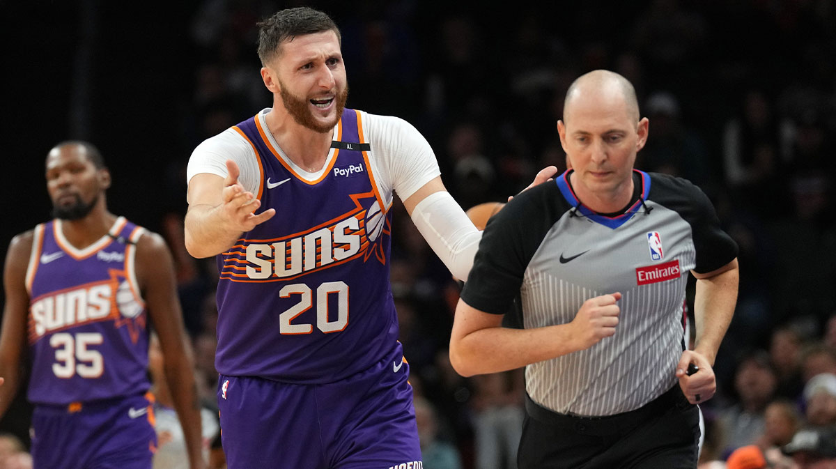 The center of Phoenix Suns, Jusuf Nurkic (20), argues a call with a referee during the second half against Miami Heat at Footprint Center.