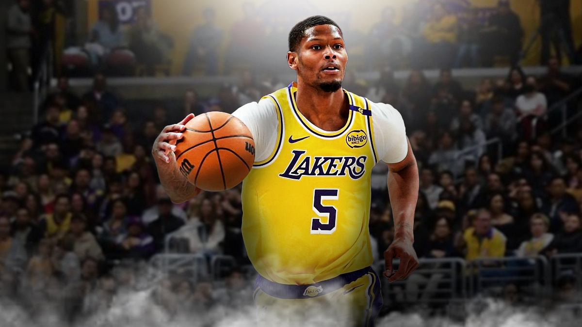 LA Lakers player Cam Reddish with the Lakers arena in the background, injury