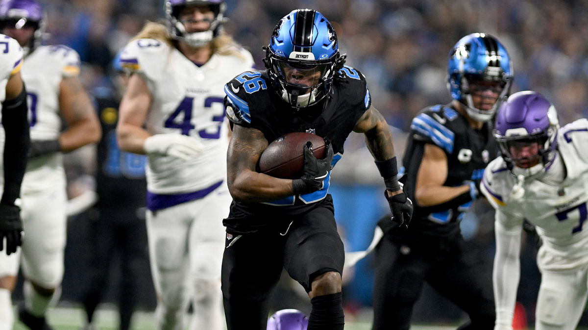 Detroit Lions running back Jamir Gibbs (26) runs for a touchdown against the Minnesota Vikings in the first quarter at Ford Field. 