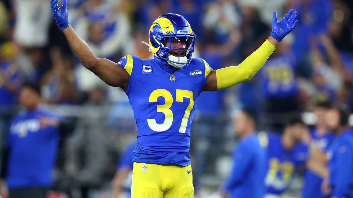 Los Angeles Rams safety Quentin Lake (37) reacts during the second half against the Minnesota Vikings in an NFC wild card game at State Farm Stadium.