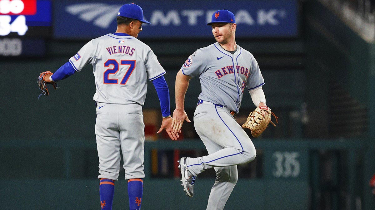 New York Mets third base Mark Vientos (27) celebrates with Mets first base Pete Alonso (20) after their game against the Washington Nationals at Nationals Park.