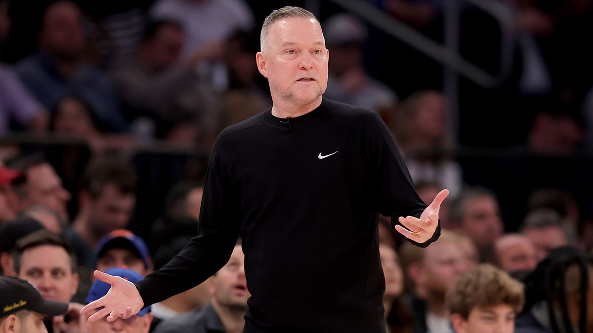 Denver Nuggets Main coach Michael Malone Trainers against New York Knicks during the first quarter in Madison Square Garden. 