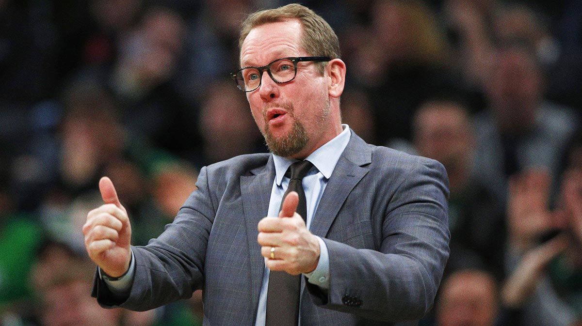 Toronto Raptors Chief Coach Nick Nurse reacts in his team during the second half of his victory over the Boston Celtic in the TD garden.