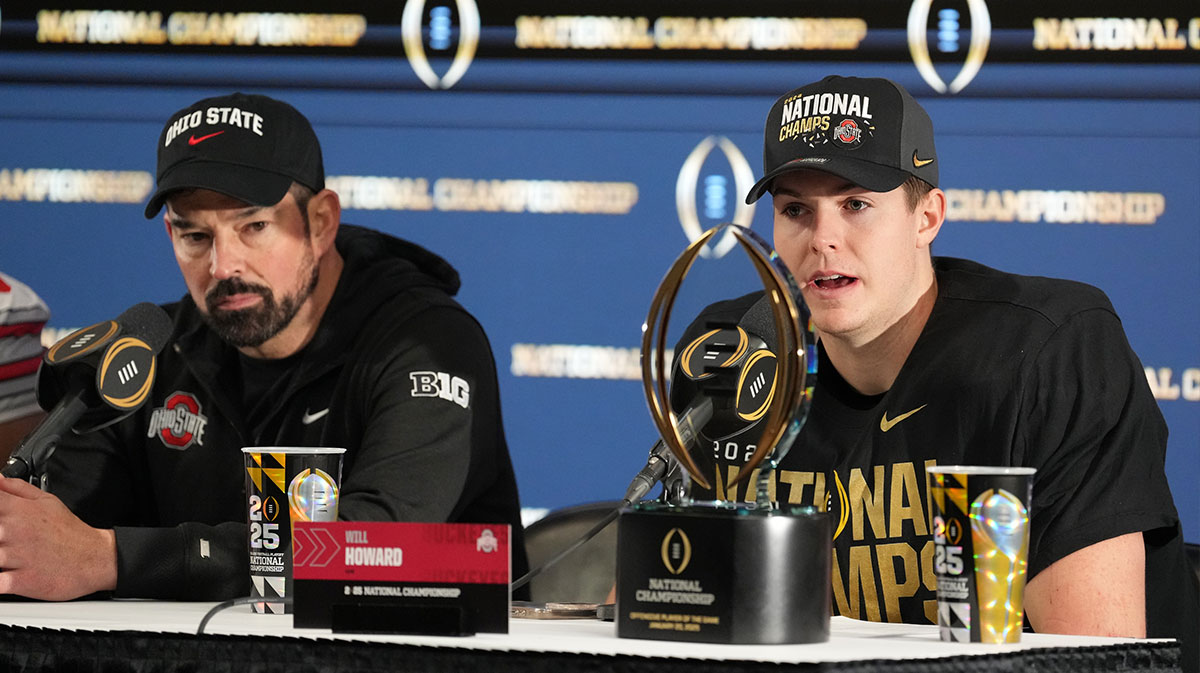 Ohio State crashes golf cart before National Championship press conference