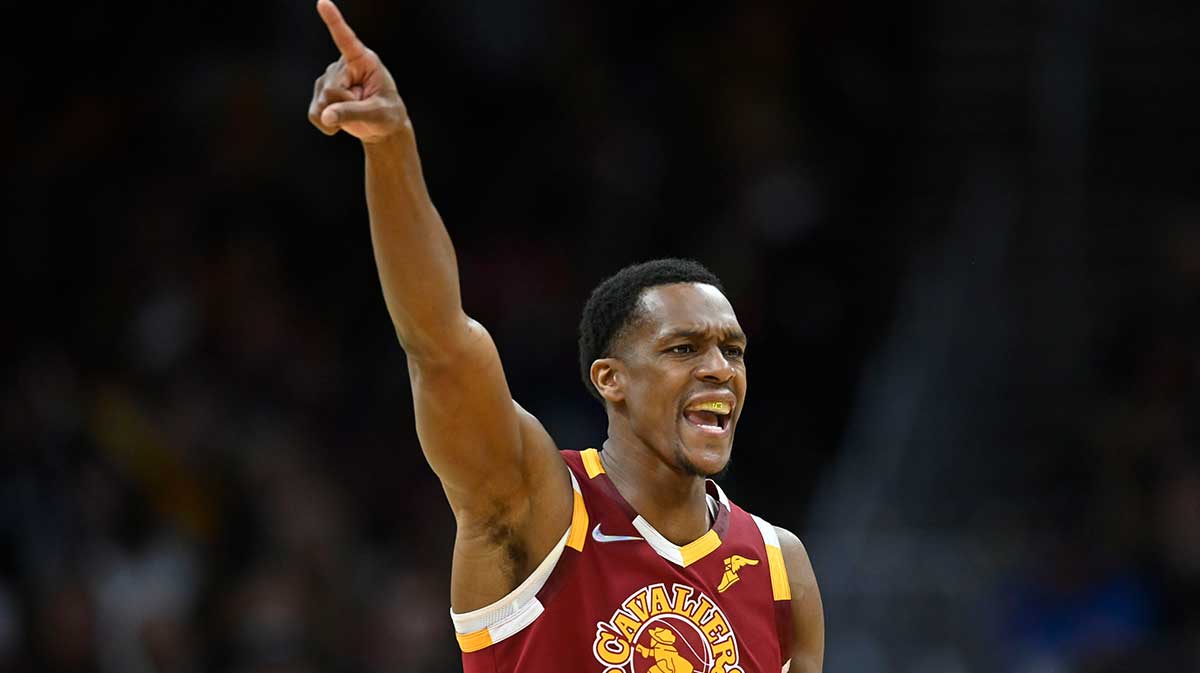 Cleveland Cavaliers guard Rajon Rondo (1) runs the offense in the fourth quarter against the Atlanta Hawks at Rocket Mortgage FieldHouse.