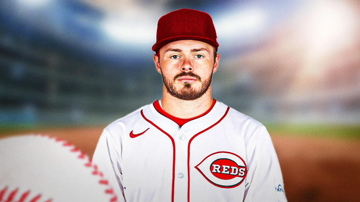Gavin Lux in reds uniform