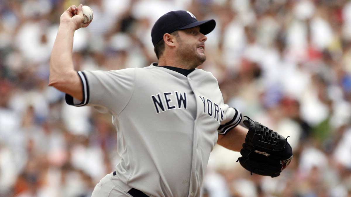 Roger Clemens teases his return to Yankees