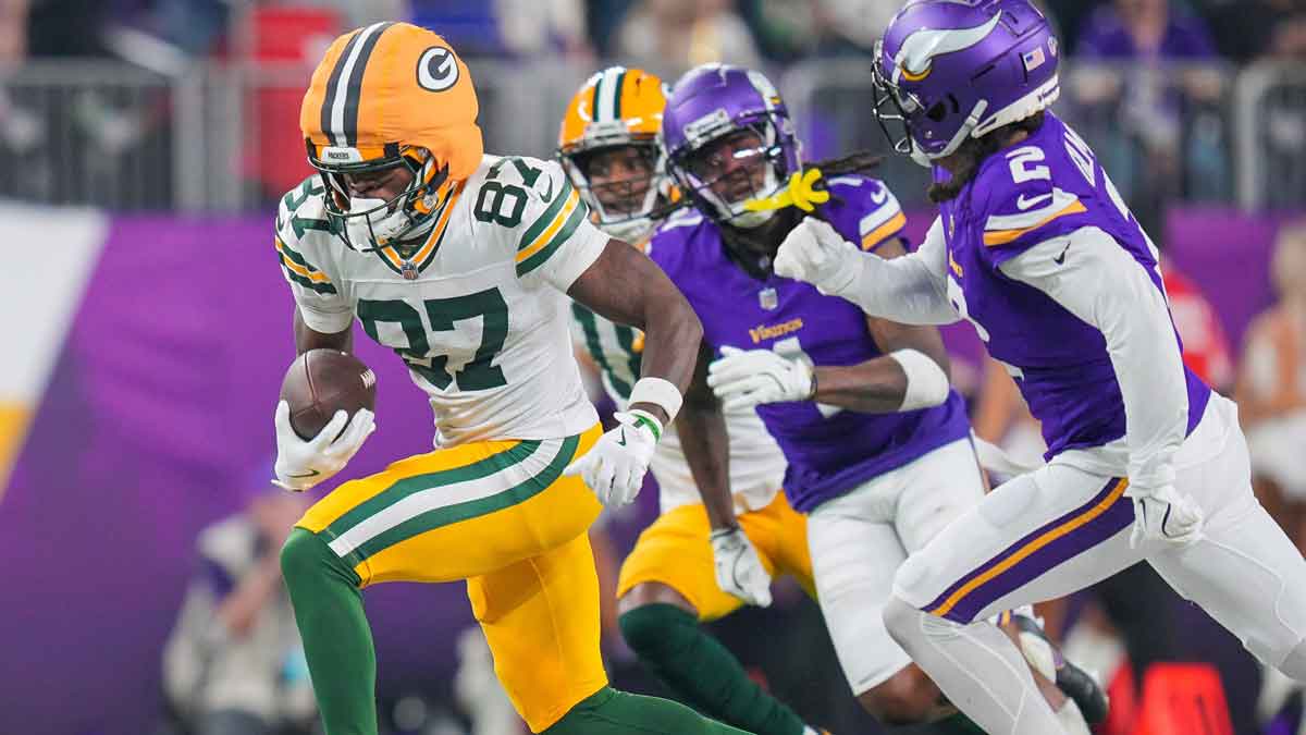 Green Bay Packers see the Romeo Doubs receiver (87) works after the catch against Minnesota Viking in the fourth quarter at the American Bank Stadium.