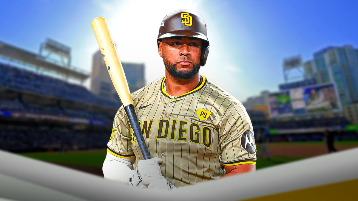 Elias Diaz in a Padres jersey, Petco Park