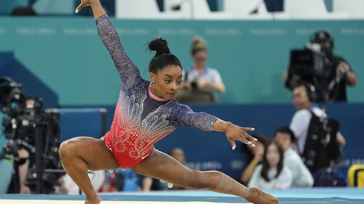 Simone Awore Simone Biles wins highly coveted Sports Illustrated award