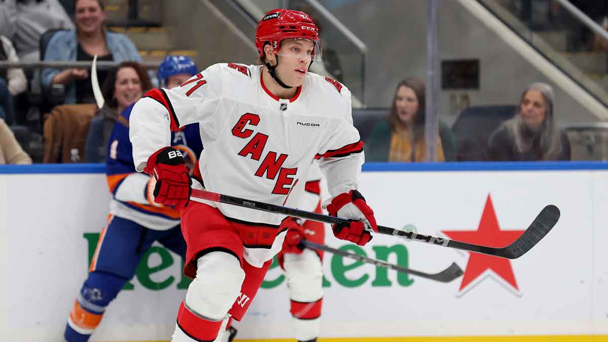 Carolina Hurricanes left wing Taylor Hall (71) skates against the New York Islanders during the first period at UBS Arena.
