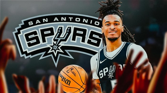 Stephon Castle relieved/happy image, Spurs logo