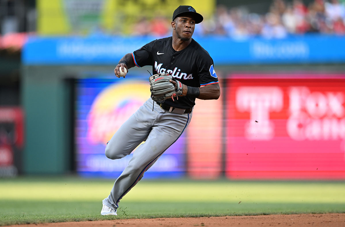 Miami Marlins infielder Tim Anderson (7) fields a ground ball against the Philadelphia Phillies in the second inning at Citizens Bank Park.