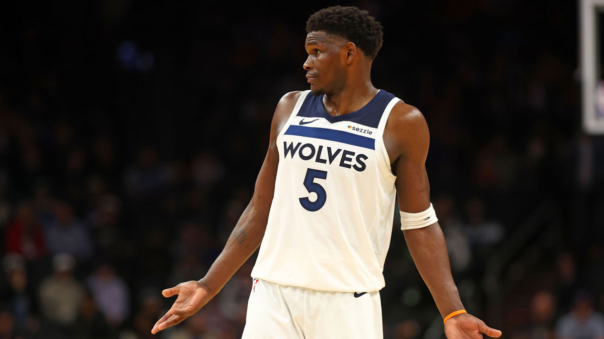Timberwolves guard Anthony Edwards (5) reacts against the Phoenix Suns in the second half at Footprint Center