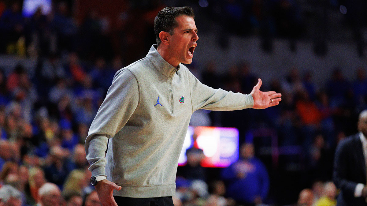 Florida Gators head coach Todd Golden screams from the sideline against the Missouri Tigers during the second half at Exactech Arena at the Stephen C. O'Connell Center