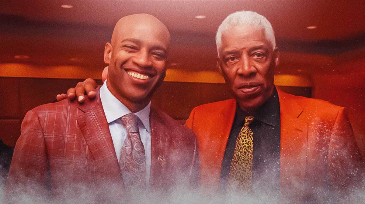 Julius Erving celebrated Vince Carter's jersey retirement with the Nets