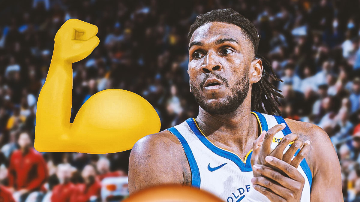 Warriors Kevon Looney with bicep flexing emoji