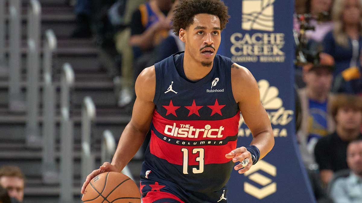 Washington Wizards Guardian Jordan Poole (13) brings the field to the field against the Golden State Warriors during the second quarter to the Chase Center.