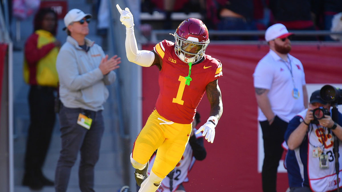 Nov 16, 2024; Los Angeles, California, USA; Southern California Trojans wide receiver Zachariah Branch (1) celebrates his touchdown scored against the Nebraska Cornhuskers during the first half at the Los Angeles Memorial Coliseum.