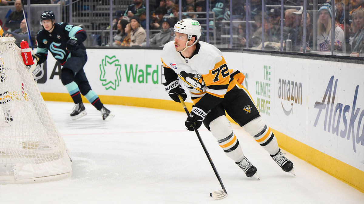 Pittsburgh Penguins left wing Anthony Beauvillier (72) plays the puck during the third period against the Seattle Kraken at Climate Pledge Arena.