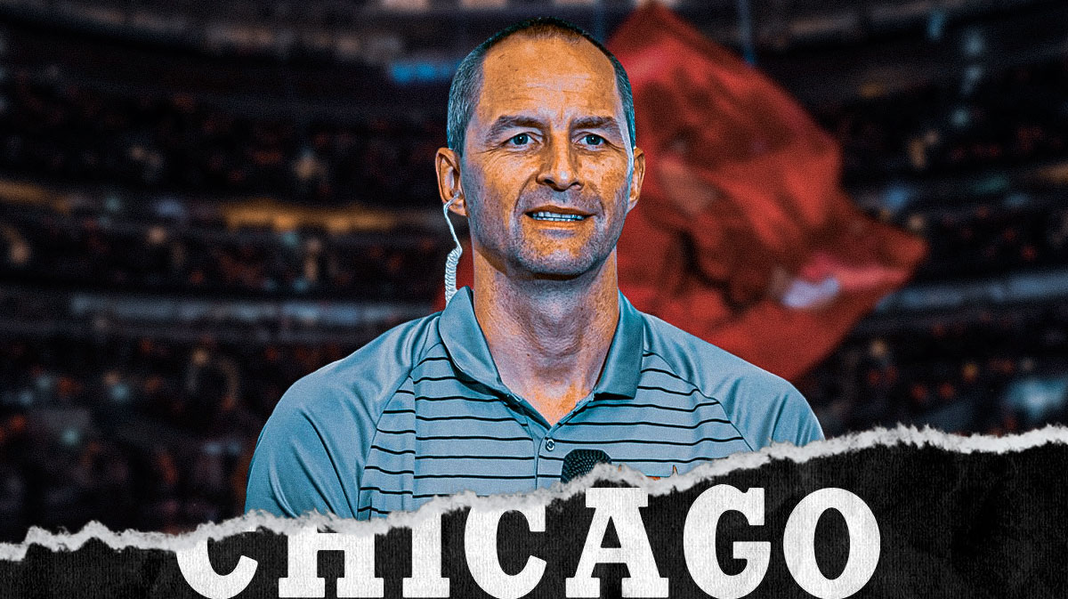Bulls, Arturas Karnisovas, Zach LaVine trade, Bulls trade, Zach LaVine trade, Arturas Karnisovas with United Center in the background