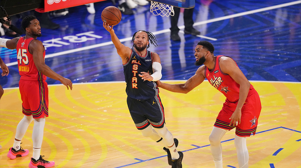 Kennis Young Stars Guard Jalen Brunson (11) From New York Knicks shoots the ball against Chuckisa Global Stars during 2025 NBA All Star Game in Chase Center.