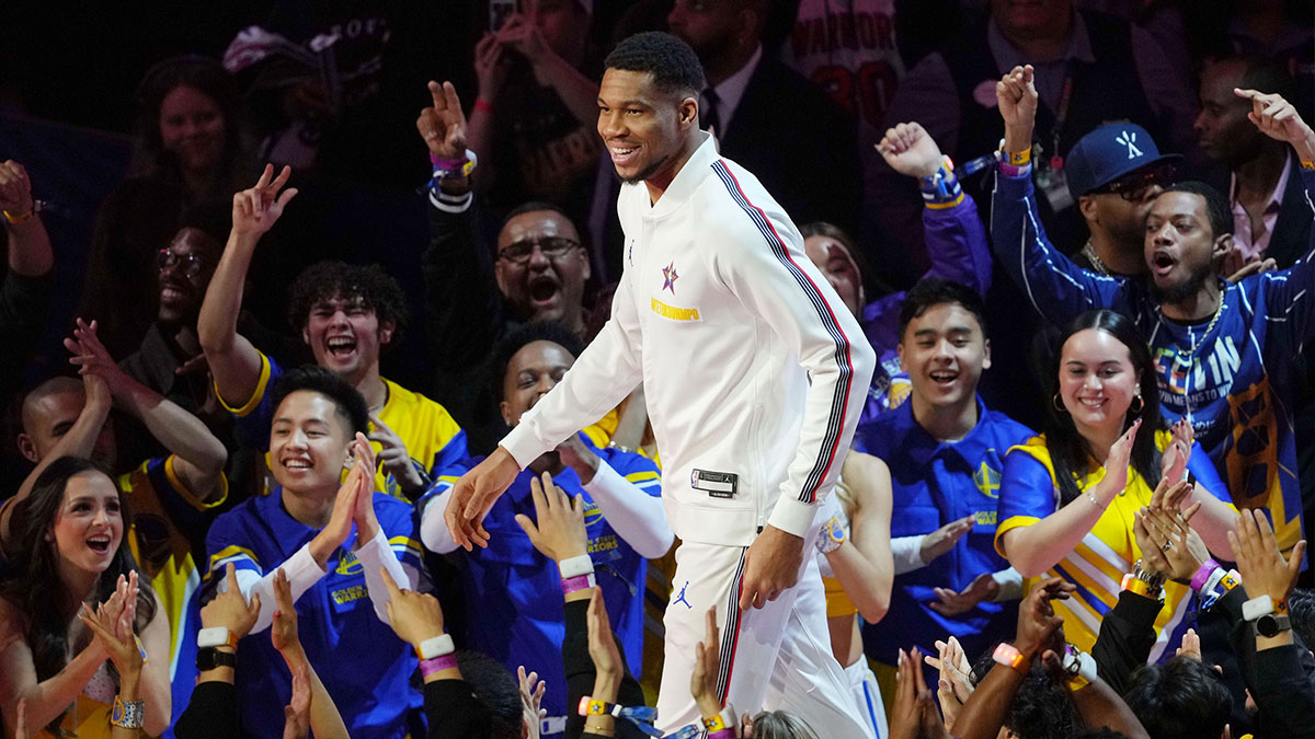 Giannis Antetokounpo (34) Milvaukee Bucks during the introduction of players before 2025 NBA All Star Game in Chase Center