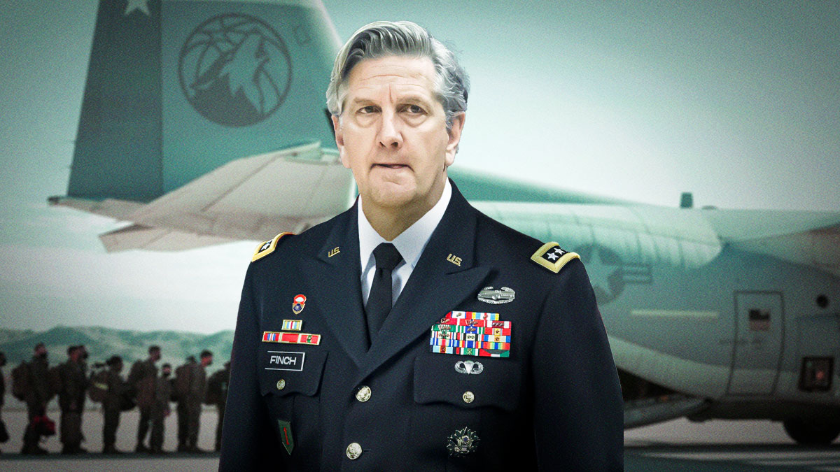 Timberwolves coach Chris Finch dressed up like an Army general