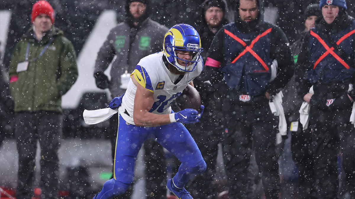 Jan 19, 2025; Philadelphia, Pennsylvania, USA; Los Angeles Rams wide receiver Cooper Kupp (10) catches a pass in the second quarter against the Philadelphia Eagles in a 2025 NFC divisional round game at Lincoln Financial Field.