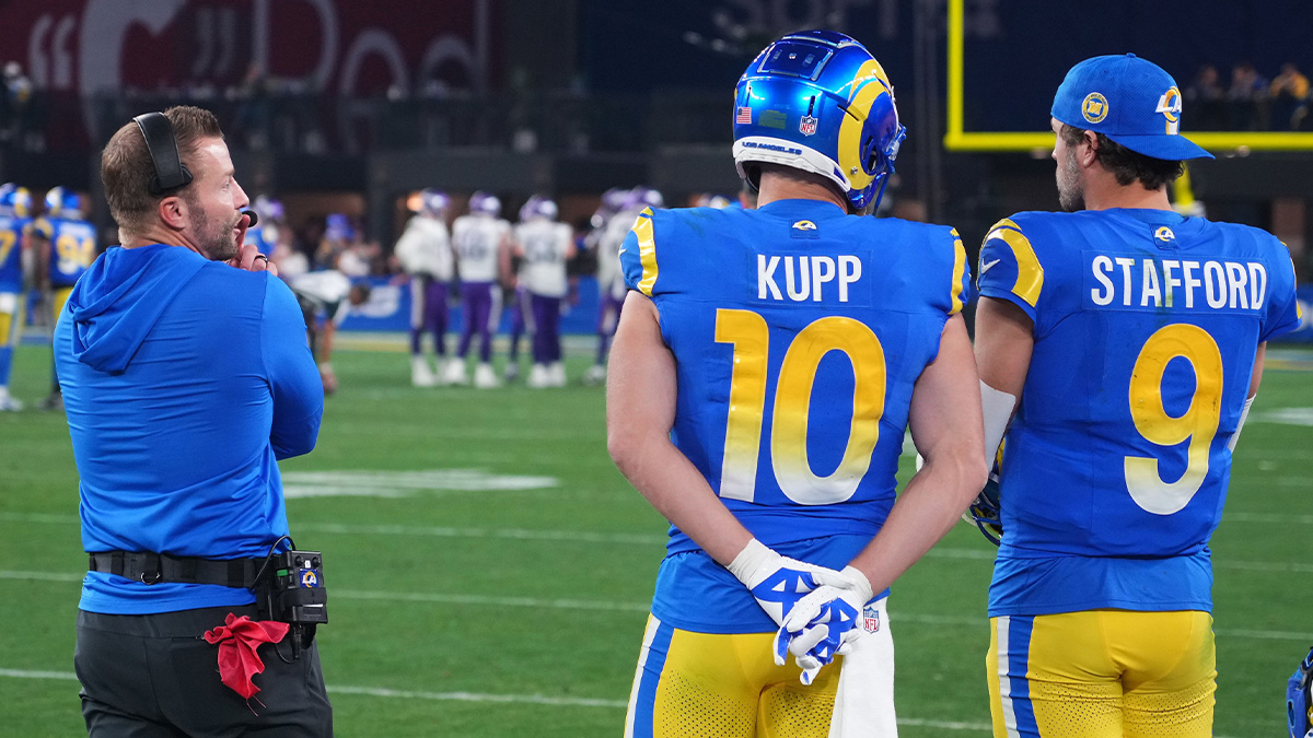 13. January 2025; Glendale, AZ, USA; Los Angeles Rams Chief Coach Sean Mcway, Matthew Stafford (9) and Wide Receiver Cooper Kupp (10) From a perilet against Minnesota Viking during the second half in the NFC Wild Card game at the State Farm Stadium at the State Farm Stadium. 