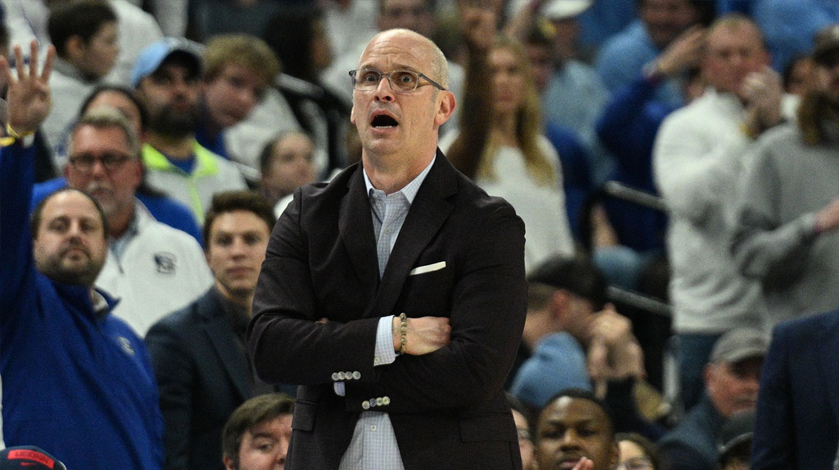 Connecticut Huskies head coach Dan Hurley calls out a play against the Creighton Bluejays during the second half at CHI Health Center Omaha.
