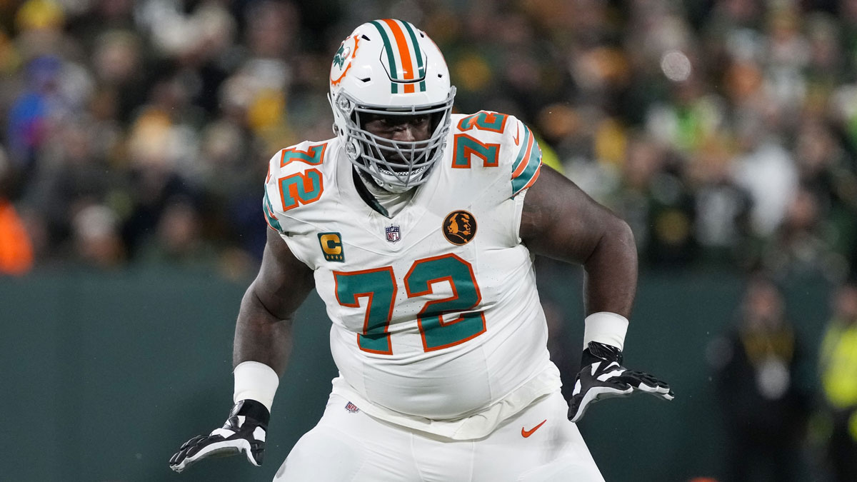 Miami Delphins Offensive Trolley Teron Armstead (72) During Green Bay Packers in Lambeau Polje. 