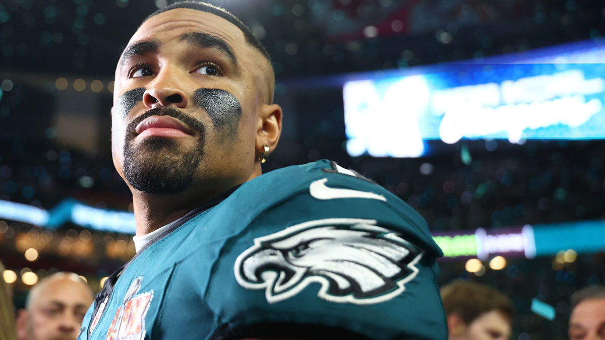 Eagles quarterback Jalen Hurts (1) reacts