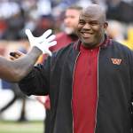 Patrick Mahomes endorses Eric Bieniemy reunion with 3 emojis