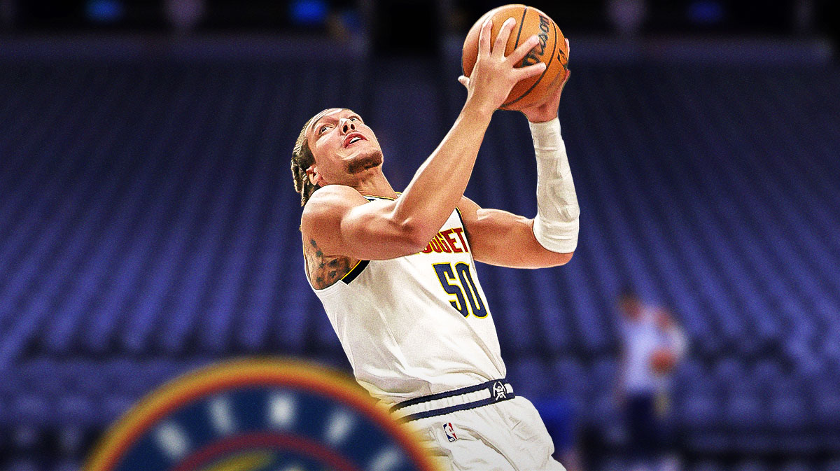 Denver Nuggets' Aaron Gordon sparked debate, claiming his dunk contest performances outshone Vince Carter's iconic 2000 performance.